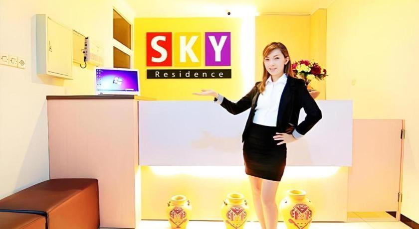 Hotel Sky *